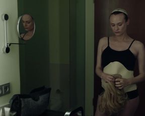 Diane Kruger nude - The Operative (2019)