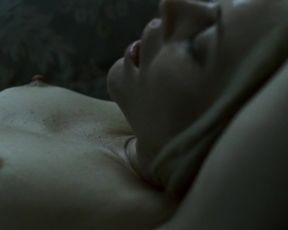 Maria Bello  - Downloading Nancy (2008)