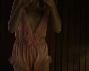 Megan_Irwin-Stonefox_Magazine