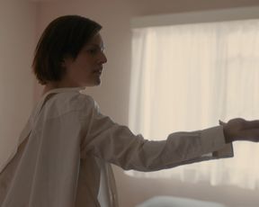 Elisabeth Moss - Top of the Lake s02e05-06 (2017) sexy naked