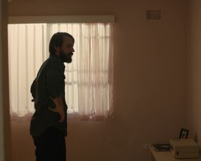 Elisabeth Moss - Top of the Lake s02e05-06 (2017) sexy naked