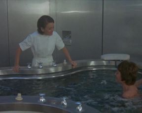 Annie Girardot  - Traitement de choc