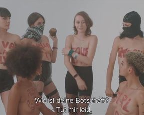 Mercedes Muller, Hanna Hilsdorf, Julia Dietze - Smile (2018) sexy nude scene