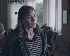 Svenja Jung - Ostfriesenkiller (2017) Nude adult movie scene