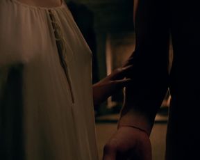 Caitriona Balfe - Outlander S1E07