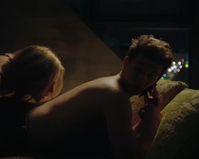 Lili Epply hot - Schnell ermittelt (2017)  (Season 5, Episode 4)