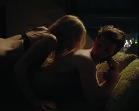 Lili Epply hot - Schnell ermittelt (2017)  (Season 5, Episode 4)