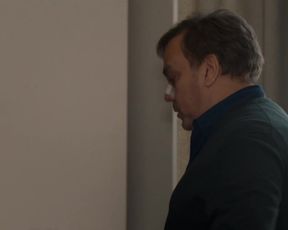 Valerie Bonneton, Isabelle Carre nude - Garde alternee (2017)