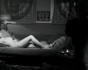 July Janssen naked - Het leven is vurrukkulluk (2018)