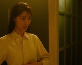 Caiyu Yang, Elane Zhong nude - Fang hua (2017)