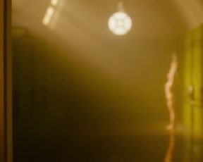 Caiyu Yang, Elane Zhong nude - Fang hua (2017)