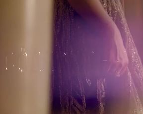 Darya Moroz nude - Soderzhanki s01e08 (2019)