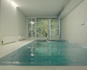 Darya Moroz nude - Soderzhanki s01e08 (2019)