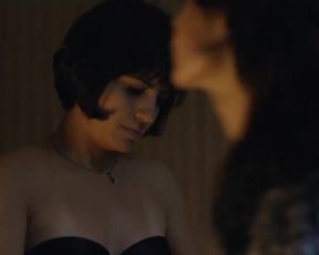 Branca Messina, Carolina Chalita nude - Amor de 4 (2017)  (Season 1, Episode 1-7)