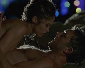 Lola Le Lann nude - Un moment d’egarement (2015)