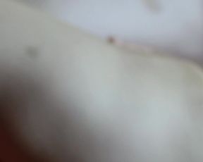 Rea Mole, Hannah Arterton Amorous (2014)