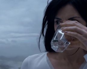 Maria Ruiz nude - Echo (2017)