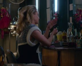 Alison Brie Topless in TV Show 'Glow'