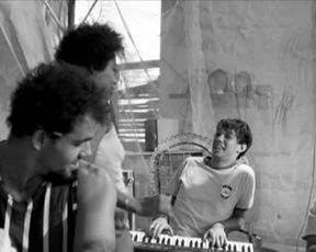 Nanda Costa, Mariana Nunes, Tania Granussi nude - A Febre do Rato (2011)