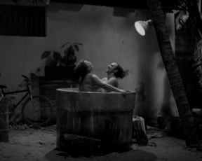 Nanda Costa, Mariana Nunes, Tania Granussi nude - A Febre do Rato (2011)