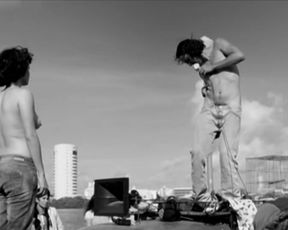 Nanda Costa, Mariana Nunes, Tania Granussi nude - A Febre do Rato (2011)