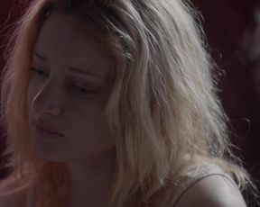 Laurence Leboeuf, Catherine Brunet, Eve Duranceau - Marche a L'Ombre s02e01-08 (2016) celebs nude video