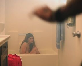 Malice McMunn, Robin Sydney nude – American Muscle (2014)