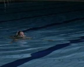 Juana Acosta naked - A golpes (2005)