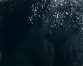 Juana Acosta naked - A golpes (2005)