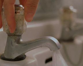 Do-yeon Jeon nude - Happy End (1999)