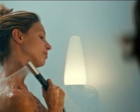 Lisa Bitter nude - Rate Your Date (2019)