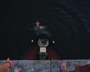 Stefanie van Leersum Nude - Sevilla (2012)