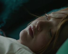 Holliday Grainger, Amy Molloy naked - Animals (2019)