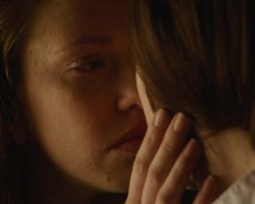 Anne Gleich, Isabella Jeschke Naked, Lesbian Erotic Scene, Sensual for 'Der Dunkle Reigen'