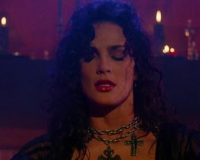 Julie_Strain__Rochelle_Swanson__Kristi_Ducati__etc_-_Sorceress__1994__