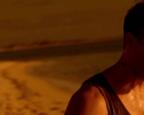 Jessica De Gouw sexy – These Final Hours (2013)