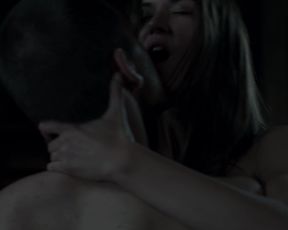 Odette Annable - Banshee s02e01-02 (2014)