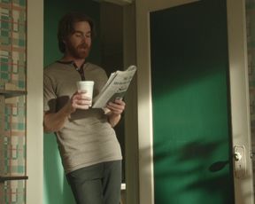 Xosha Roquemore, Ashley Romans, Ari Graynor nude - I’m Dying Up Here s02e04 (2018)