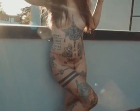 Leila Lowfire nude, Stella Stellaris nude - Bed-Stuy Sunshine (2016)