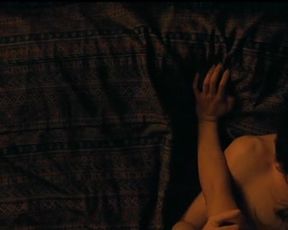 Lucie Lucas naked - Porto (2016) Nude movie