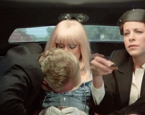 Kathleen_Turner_and_Janice_Renney___Crimes_of_Passion__1984