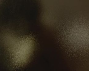 Elma Houghton nude - Desaparecer (2018)