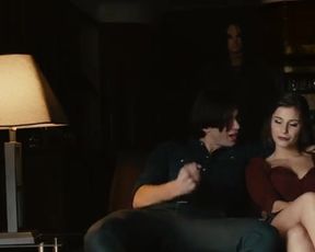 Elysia Rotaru Nude - Girlhouse (2014)