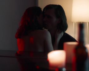 Emma Drogunova sexy - Tatort  (2020)