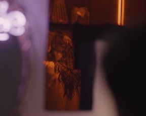 Melisa Senolsun - The Gift s01e04 (2019) Censored naked video