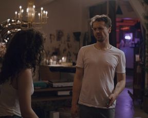 Melisa Senolsun - The Gift s01e04 (2019) Censored naked video