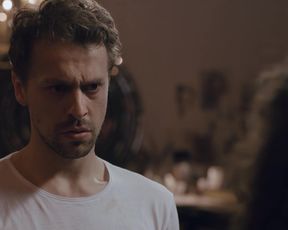 Melisa Senolsun - The Gift s01e04 (2019) Censored naked video