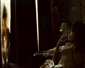 Natalia Avelon nude - Eight Miles High (2007)