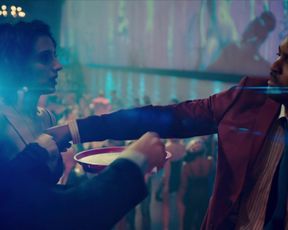 Seyneb Saleh nude - Mute (2018)