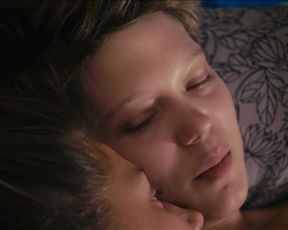 Adele Exarchopoulos, Léa Seydoux nude - Blue Is The Warmest Color (2013) Explicit Lesbian Scene